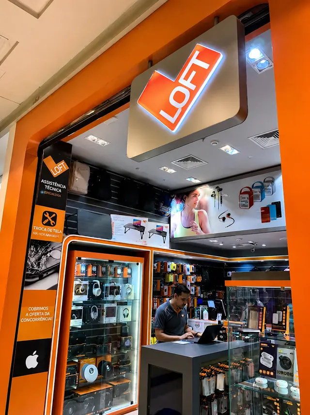 Interior da LOFT no Shopping Vila Lobos